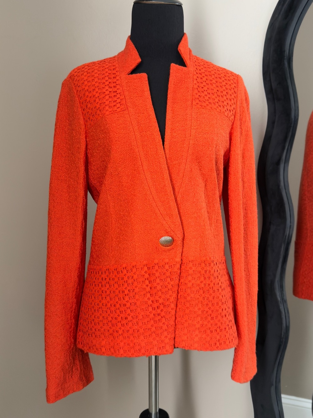 St. John Orange Textured Single-Button Blazer size 6